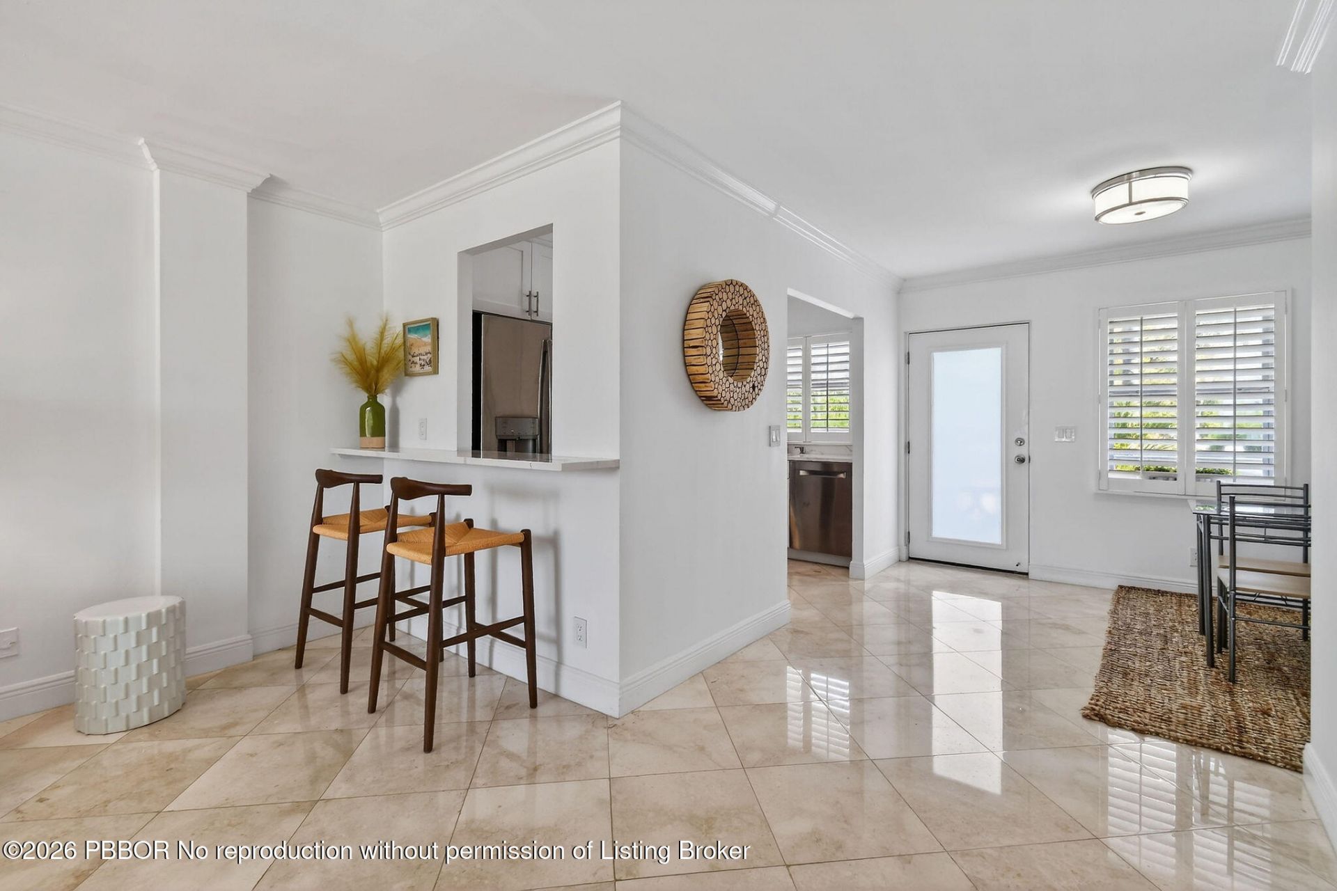 139 Sunrise Avenue, Unit 203, Palm Beach, FL 33480 Photo