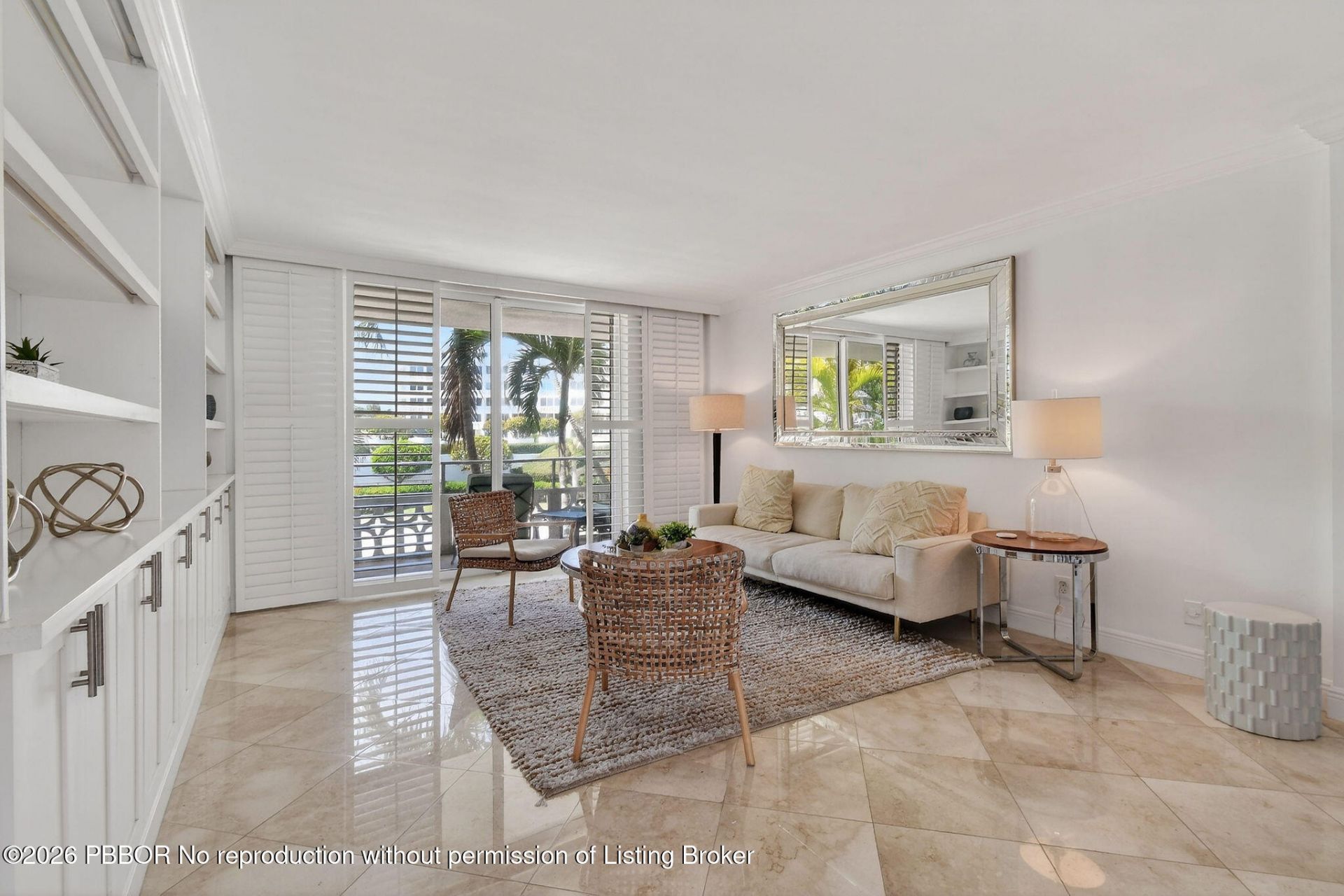 139 Sunrise Avenue, Unit 203, Palm Beach, FL 33480 Photo
