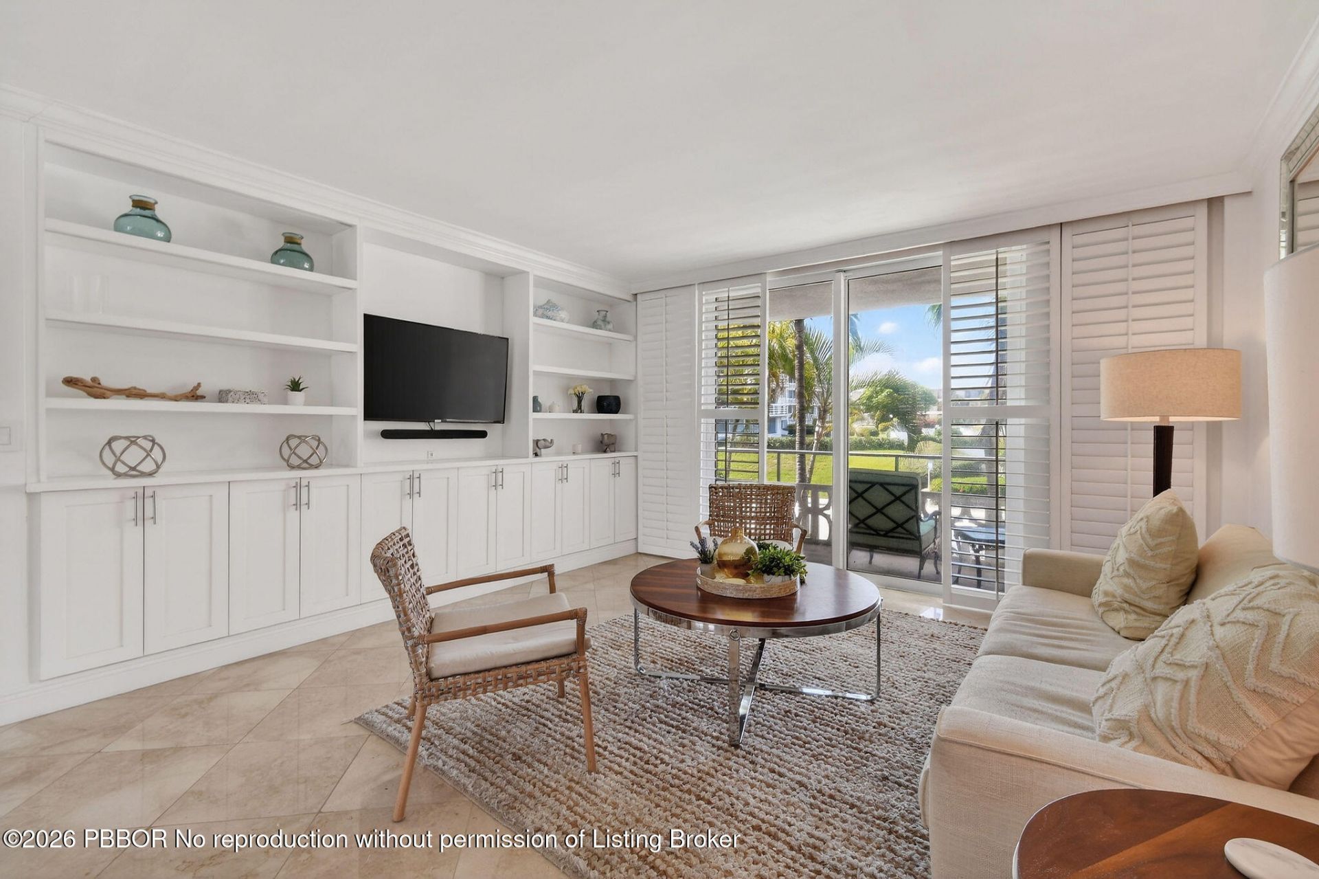 139 Sunrise Avenue, Unit 203, Palm Beach, FL 33480 Photo