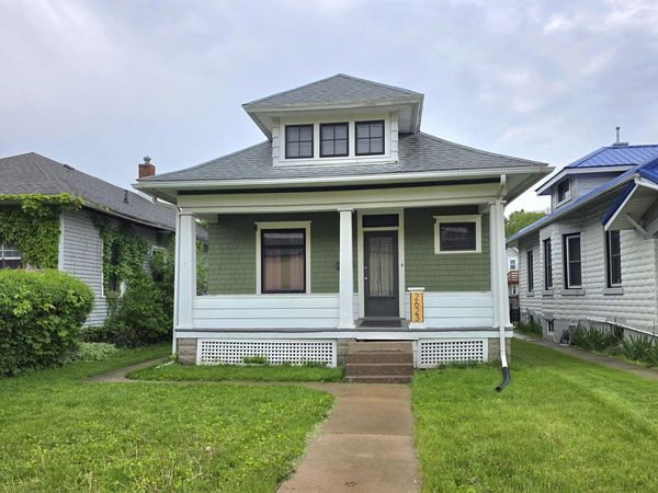2623 Washington Street, Dubuque, IA 52001