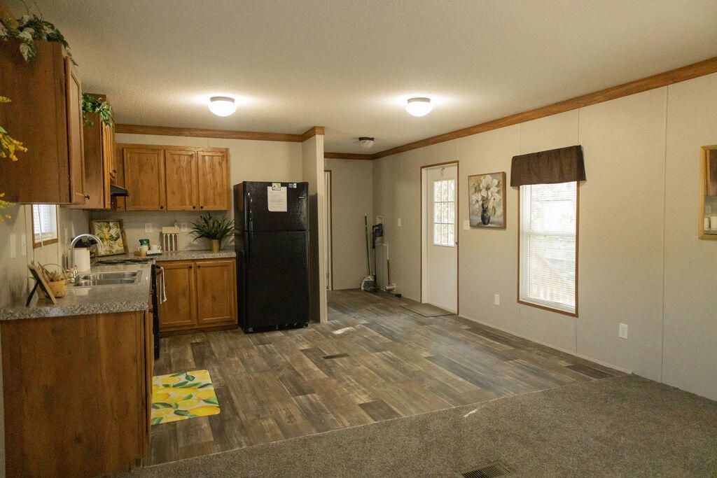 141 Mount Carmel Road Photo 4