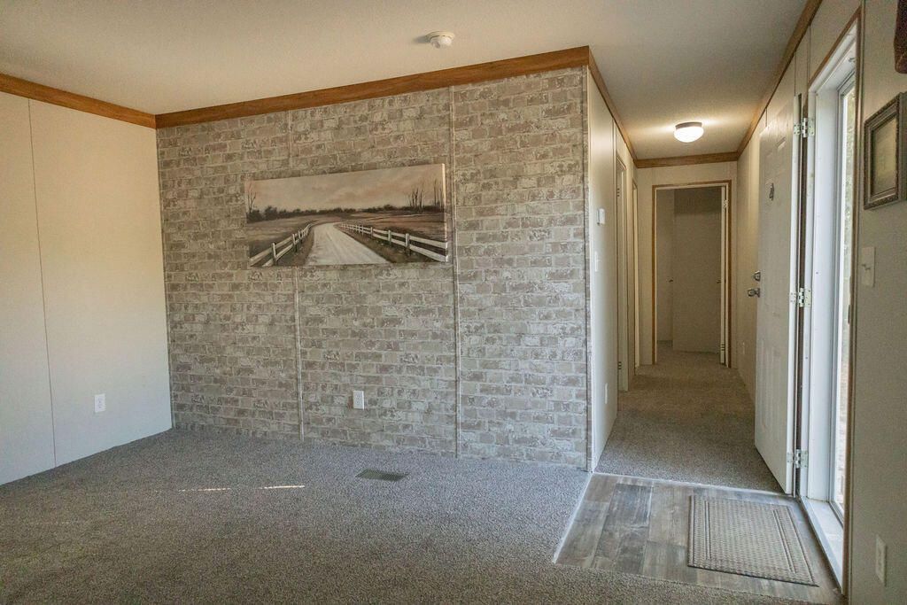 141 Mount Carmel Road Photo 5