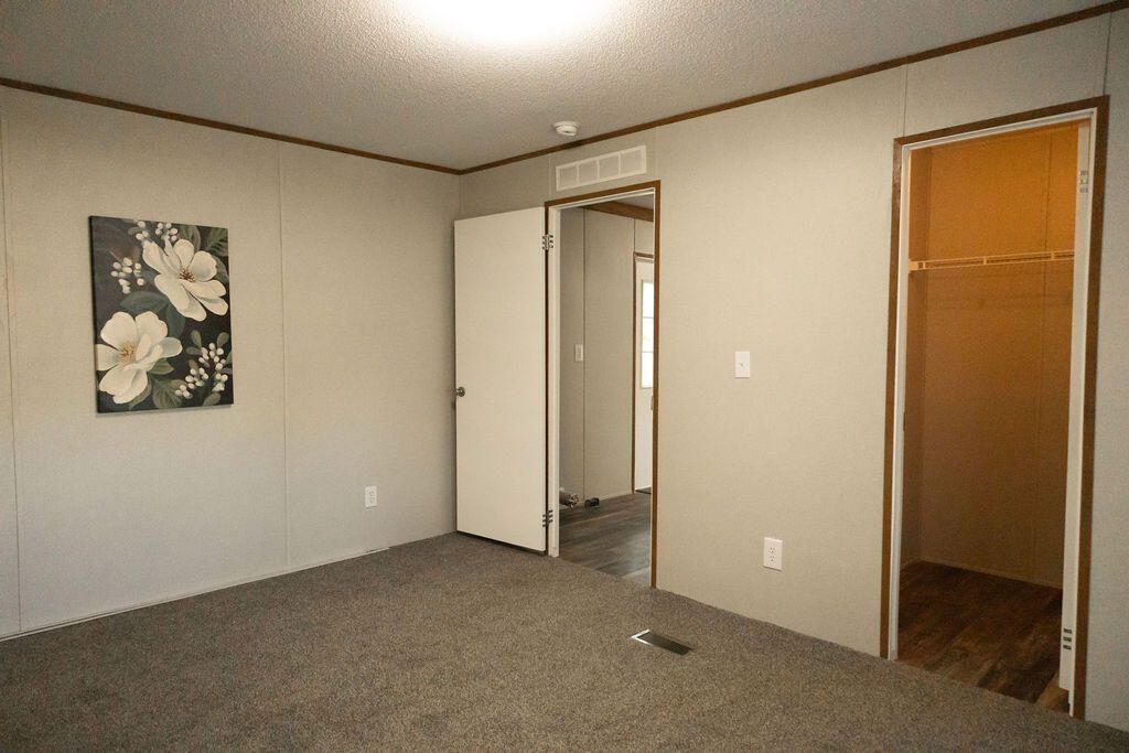 141 Mount Carmel Road Photo 6