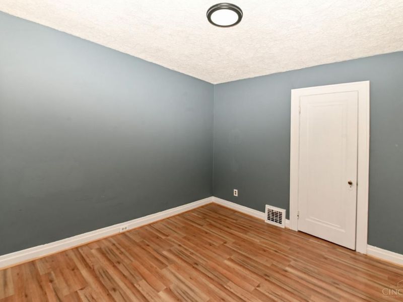 1818 Dalewood Place, Cincinnati, OH 45237 Photo 13