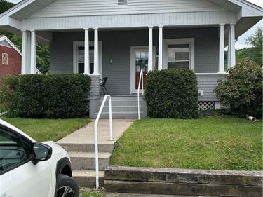 5203 Washington Avenue SE, Charleston, WV 25304