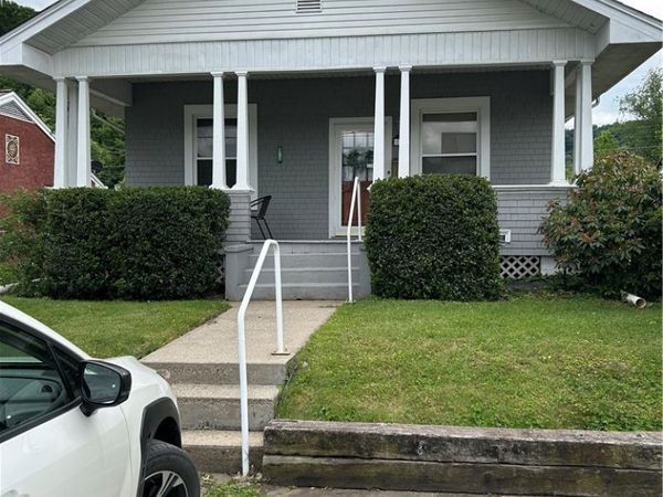 5203 Washington Avenue SE, Charleston, WV 25304