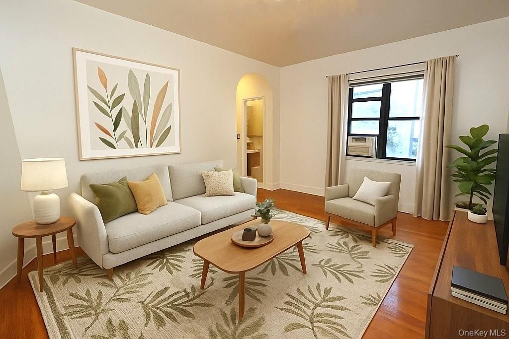 120 Stonelea Place, Unit 3M, New Rochelle, NY 10801 Main Photo