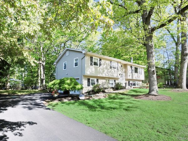 3 Durham Lane , Suffern, NY 10901