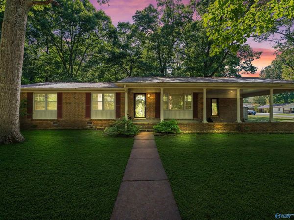 442 10th Street NW, Arab, AL 35016
