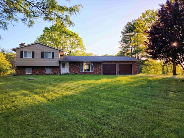 3325 Kauffman Road NW, Carroll, OH 43112