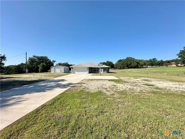 553 Lonesome Oak Drive , Copperas Cove, TX 76522