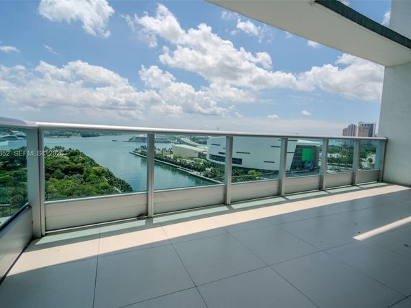 900 Biscayne Blvd , Unit 1707, Miami, FL 33132