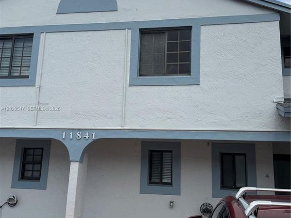 11841 SW 18th St , Unit 4-21, Miami, FL 33175