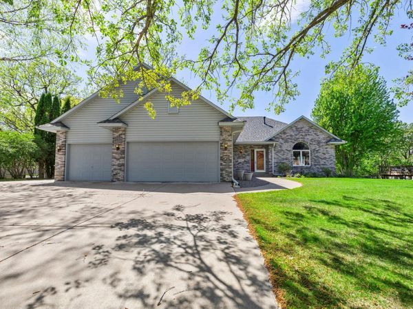 15002 Avocet Street NW, Andover, MN 55304