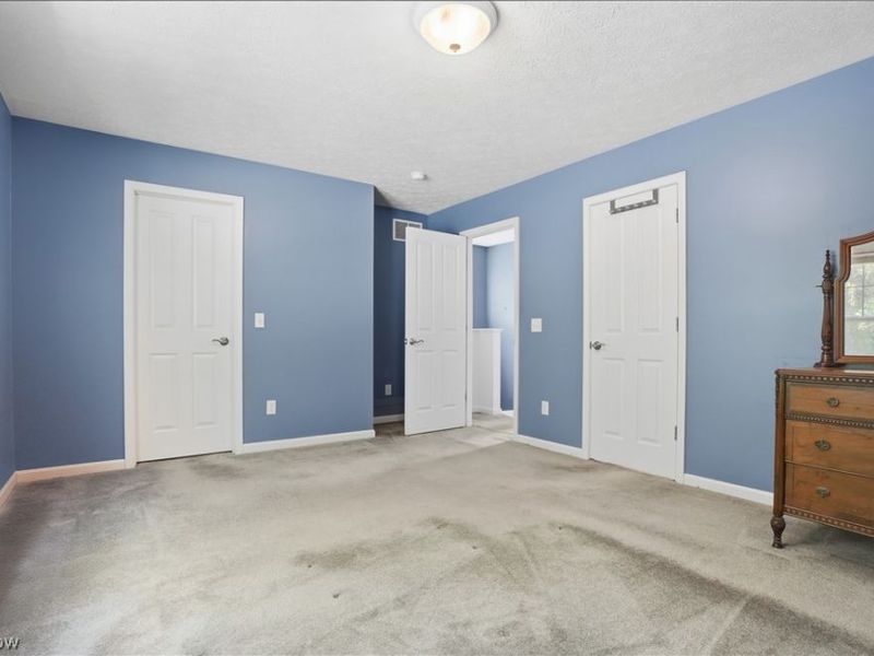 182 Elizabeth Parkway, Akron, OH 44304 Photo 16