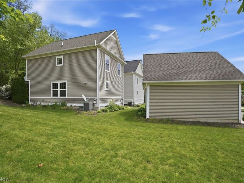 182 Elizabeth Parkway, Akron, OH 44304 Photo 29