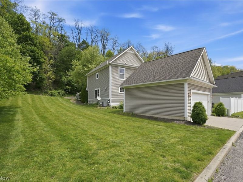 182 Elizabeth Parkway, Akron, OH 44304 Photo 31