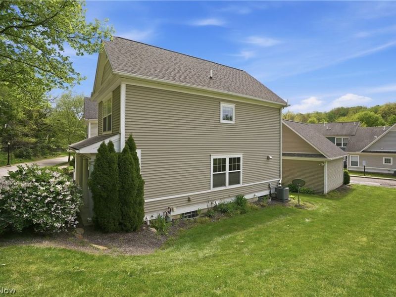 182 Elizabeth Parkway, Akron, OH 44304 Photo 34