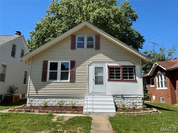 1310 Raab Avenue , Belleville, IL 62220