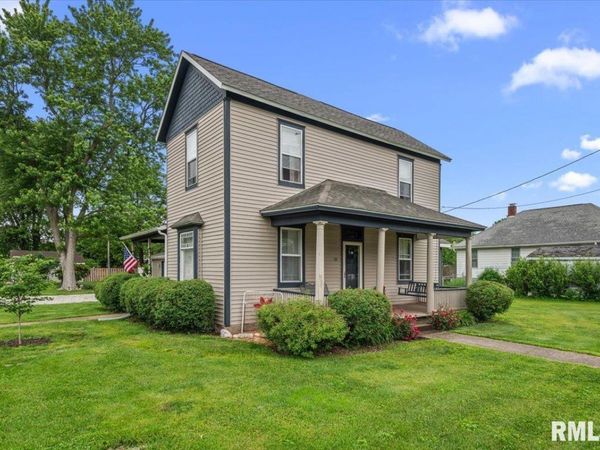 133 W SPRINGER Street, Divernon, IL 62530