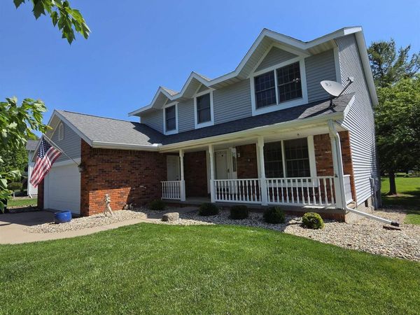 3 PEPPERTREE Court, Washington, IL 61571