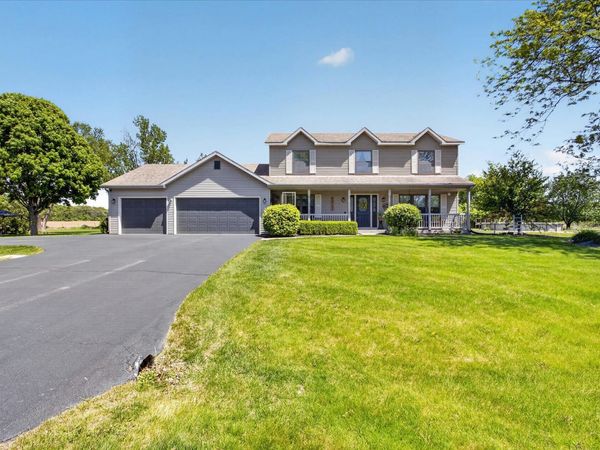 12117 Whispering Winds Drive, ROSCOE, IL 61073