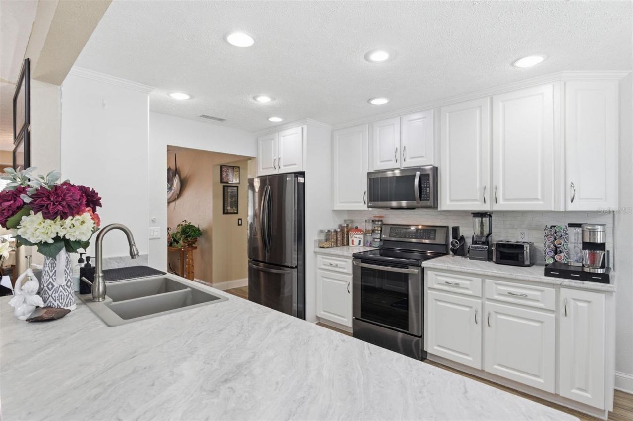 5408 Saltamonte Drive, New Port Richey, FL 34655 Photo
