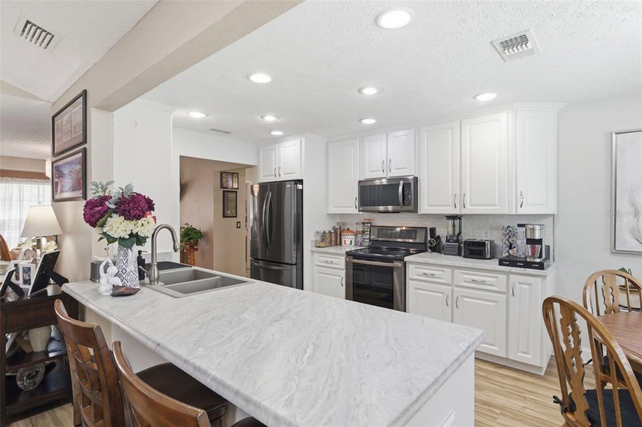 5408 Saltamonte Drive, New Port Richey, FL 34655 Photo