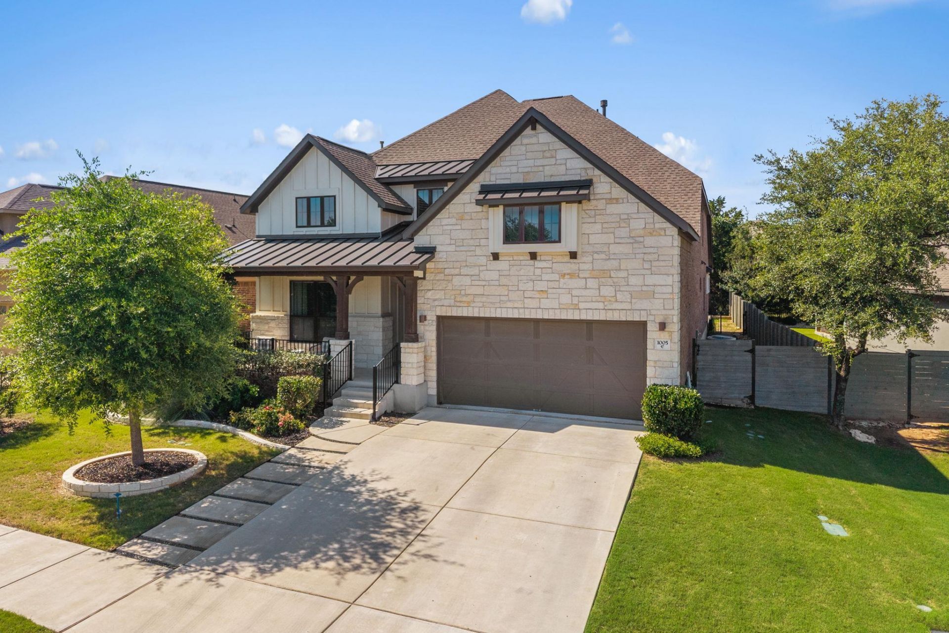 1005 Wolf Hollow Dr, Georgetown, TX 78628 Main Photo