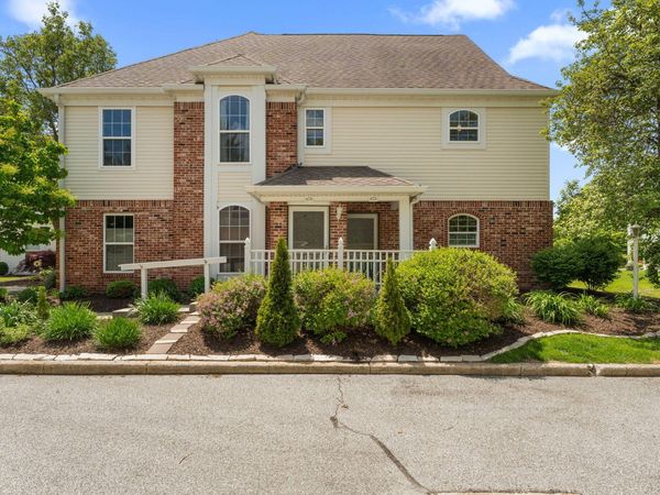 875 Forest Glen Drive , Valparaiso, IN 46385