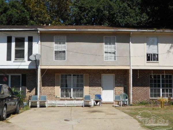 8492 Old Spanish Trl Rd, Pensacola, FL 32514