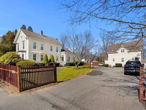 130 Pine St, Danvers, MA 01923