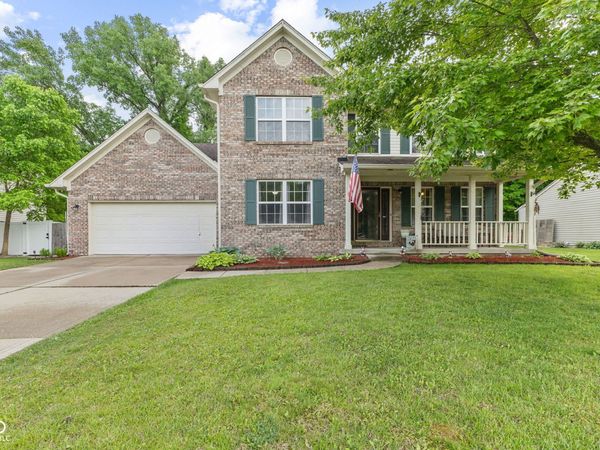 4709 Oakton Way , Greenwood, IN 46143