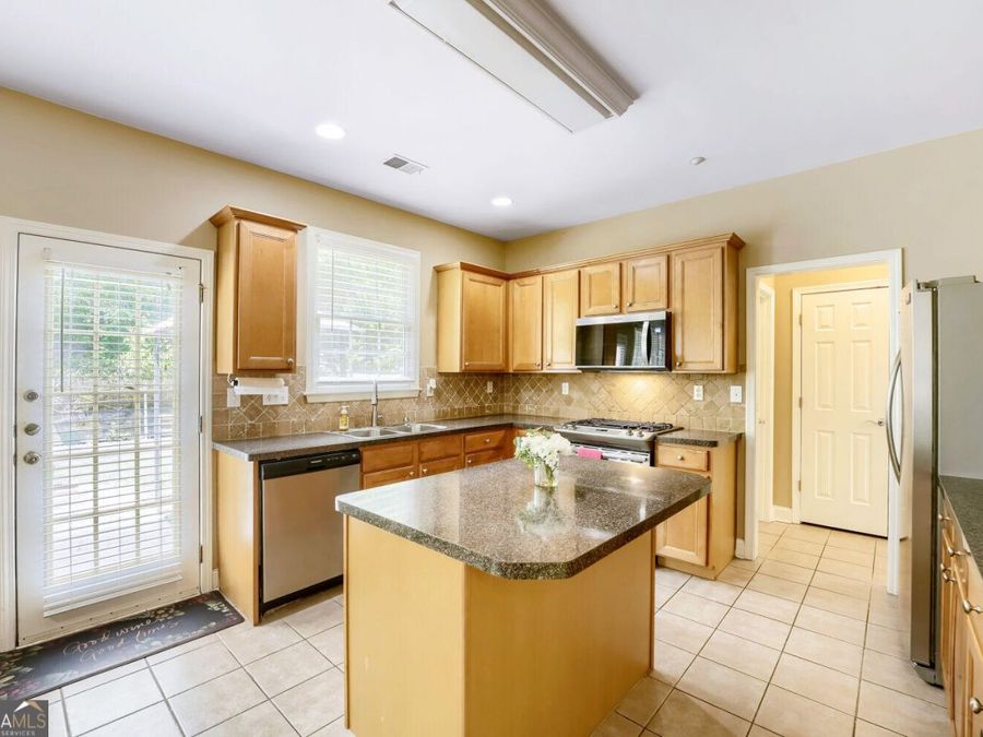 Property Image 16