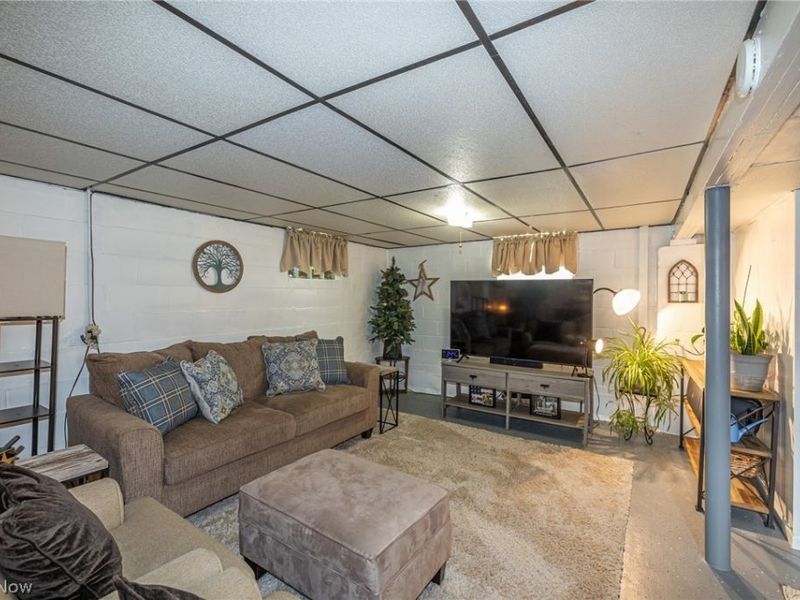 2424 E 30th Street, South Lorain, OH 44055 Photo 30