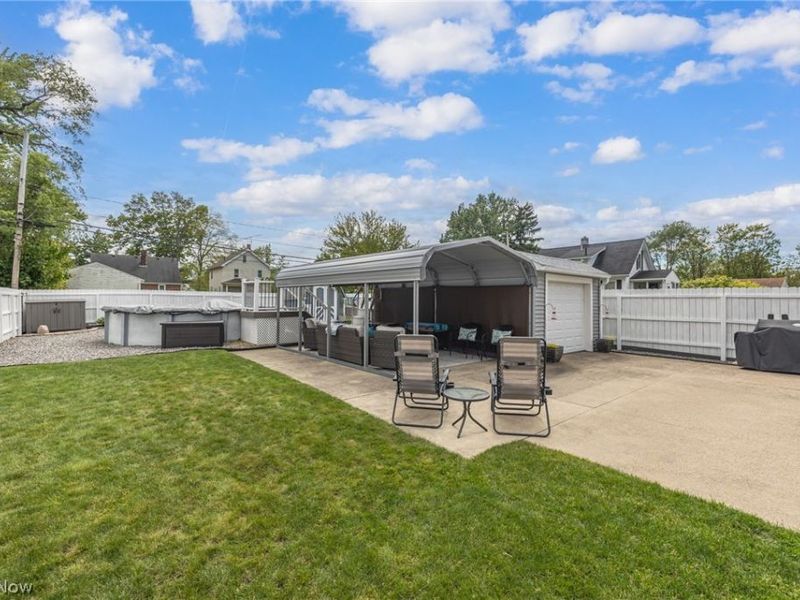 2424 E 30th Street, South Lorain, OH 44055 Photo 9