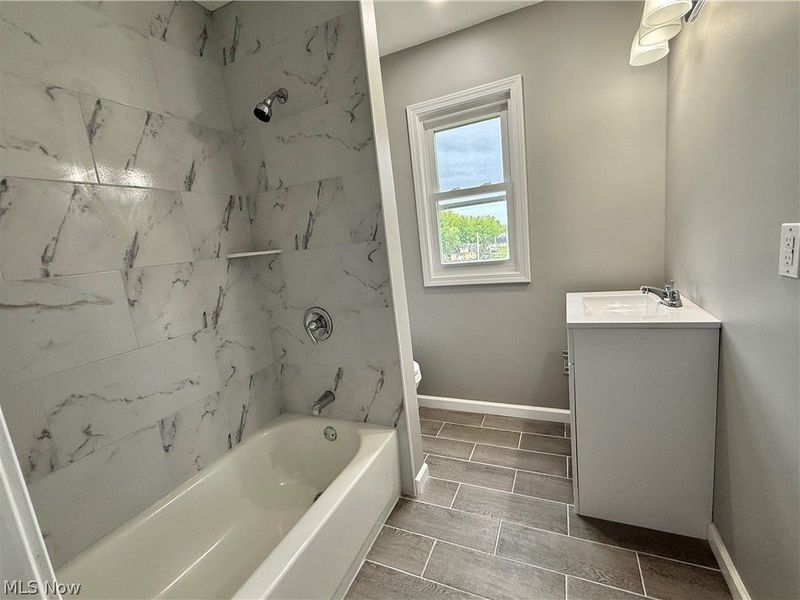418 W Glenaven Avenue, Youngstown, OH 44511 Photo 15