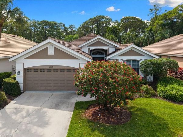 1717 Winding Oaks WAY , NAPLES, FL 34109