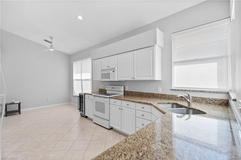 1717 Winding Oaks Way, Naples, FL 34109 Photo