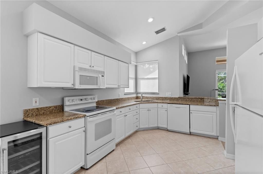 1717 Winding Oaks Way, Naples, FL 34109 Photo