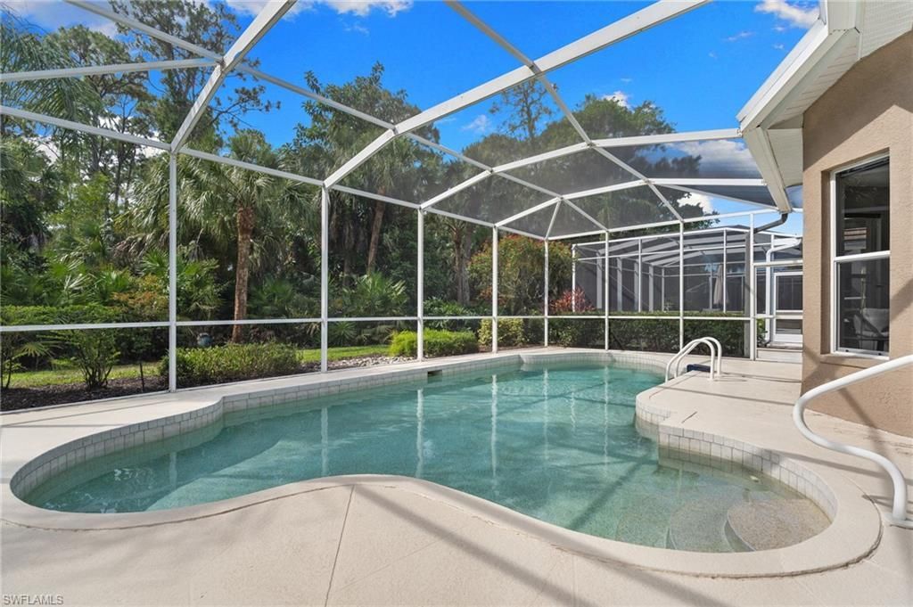 1717 Winding Oaks Way, Naples, FL 34109 Photo