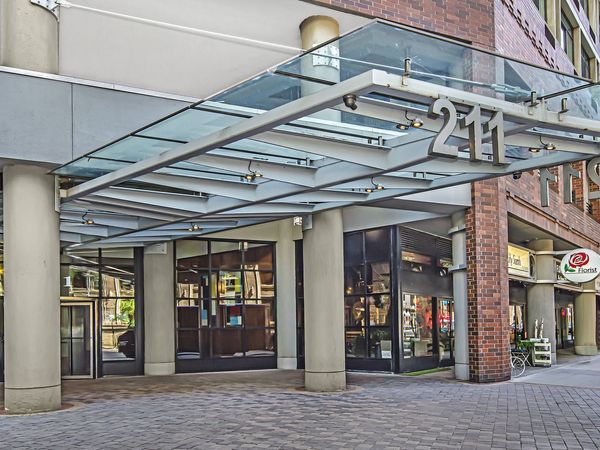 211 E Ohio Street , Unit 621, Chicago, IL 60611