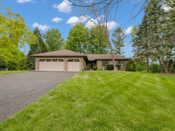 90 Briargate Road , Cary, IL 60013
