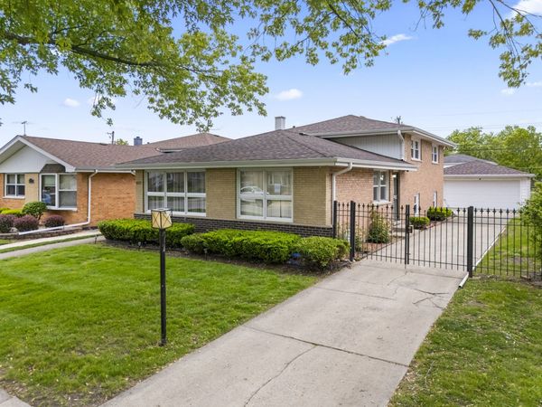 8737 S 50th Avenue , Oak Lawn, IL 60453