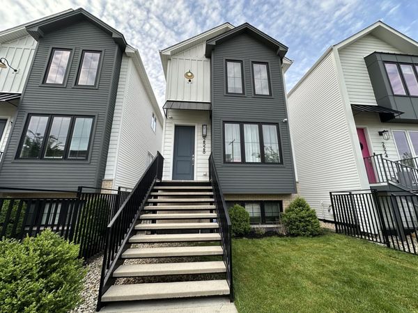 2528 W Polk Street , Chicago, IL 60612