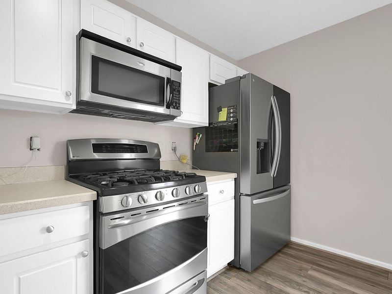 6318 Marsh Wren Drive, Unit 46-631, Columbus, OH 43230 Photo 12