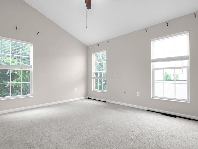 6318 Marsh Wren Drive, Unit 46-631, Columbus, OH 43230 Photo 13