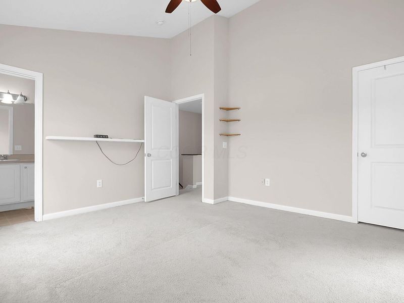 6318 Marsh Wren Drive, Unit 46-631, Columbus, OH 43230 Photo 14