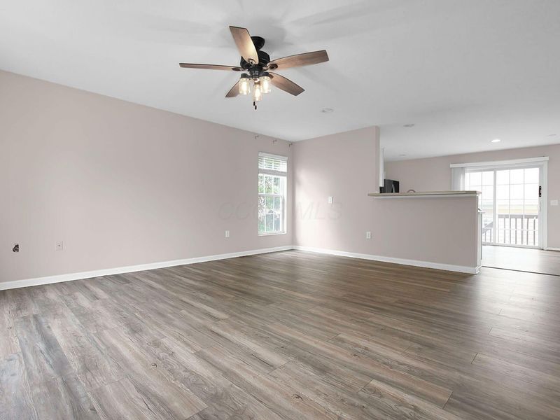 6318 Marsh Wren Drive, Unit 46-631, Columbus, OH 43230 Photo 6