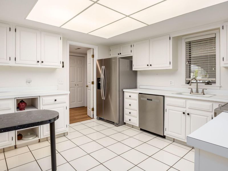 100 Bishop Square, Bexley, OH 43209 Photo 16